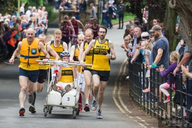 Bed Race 2016 4