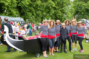 Bed Race 2016 Castle Grounds 35