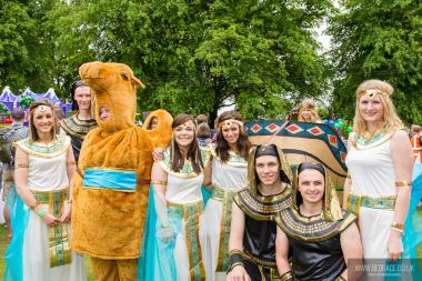 Bed Race 2016 Castle Grounds 38