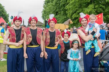 Bed Race 2016 Castle Grounds 47