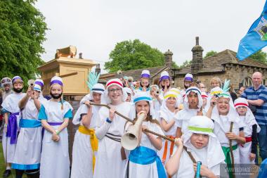 Bed Race 2016 Castle Grounds 68