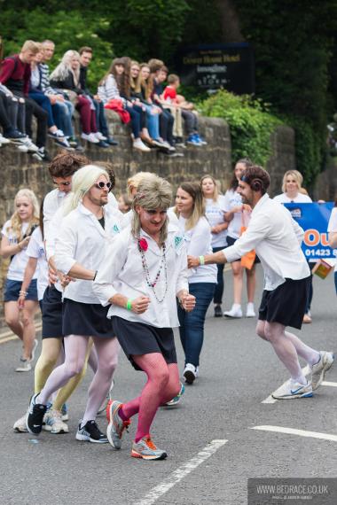 Bed Race 2016 Parade 111