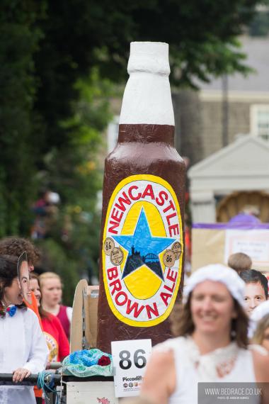 Bed Race 2016 Parade 173