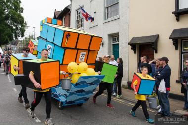 Bed Race 2016 Parade 41