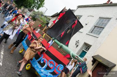 Bed Race 2017 Parade 101