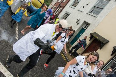 Bed Race 2017 Parade 117