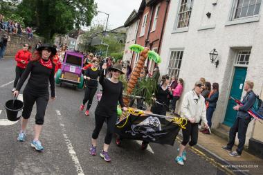 Bed Race 2017 Parade 129