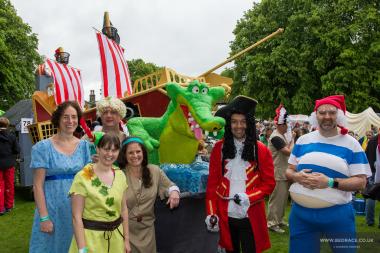 Bed Race 2017 Parade 160