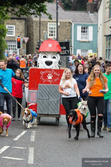 Bed Race 2017 Parade 24