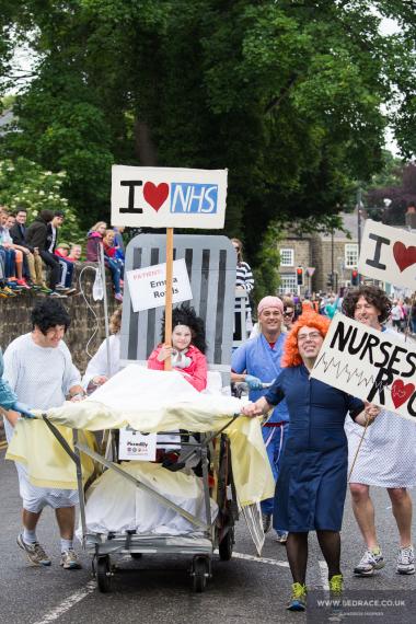 Bed Race 2017 Parade 31