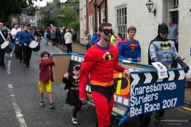 Bed Race 2017 Parade 43