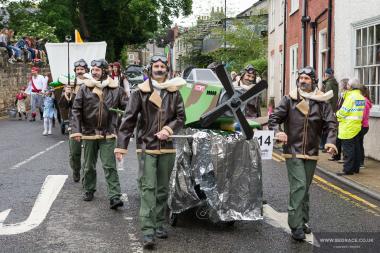 Bed Race 2017 Parade 55