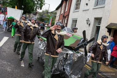 Bed Race 2017 Parade 56