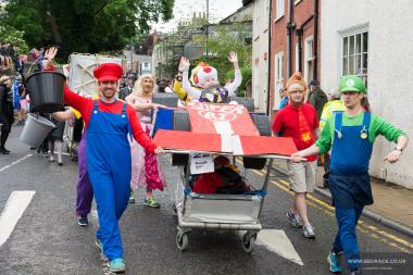 Bed Race 2017 Parade 64