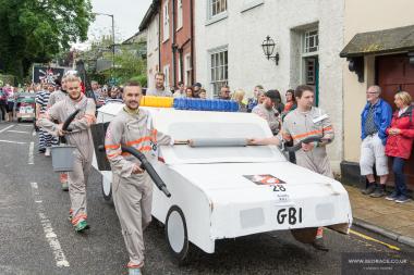 Bed Race 2017 Parade 70