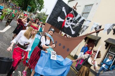 Bed Race 2017 Parade 74