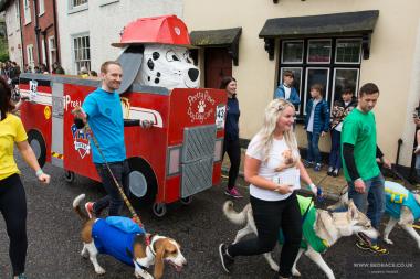 Bed Race 2017 Parade 85