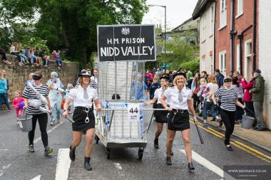 Bed Race 2017 Parade 87