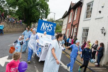 Bed Race 2017 Parade 88